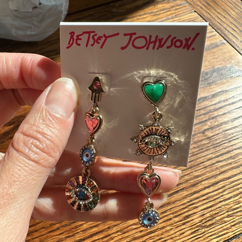 Betsey Johnson earrings Hyperbole palm devil Eye Dangle